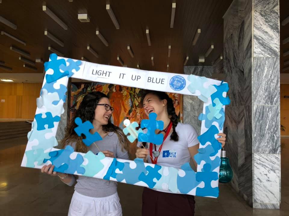 Do celosvetovej kampane Light It Up Blue sa zapojila aj UPJŠ