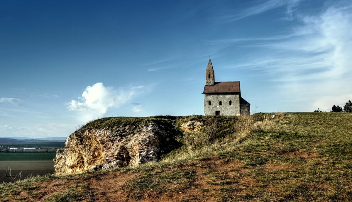 Slovensko je nádherná krajina. Vieš, kde sa nachádzajú tieto turistické miesta?