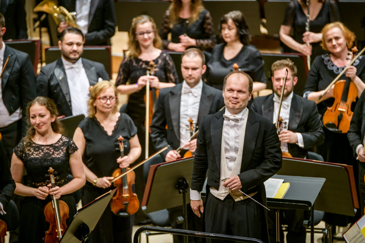 Abonentný koncert LISZT – MARTINŮ – HINDEMITH v novom termíne￼