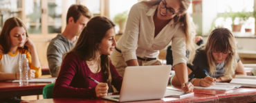 škola učiteľka žiaci