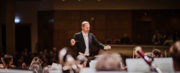 Robert Jindra, šéfdirigent Štátnej filharmónie Košice. Foto: Jakub Šimoňák