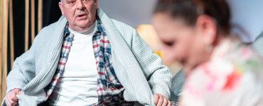 Sex pre pokročilých. Lucia Vráblicová a Pavol Topoľský. Foto: Robert Tappert