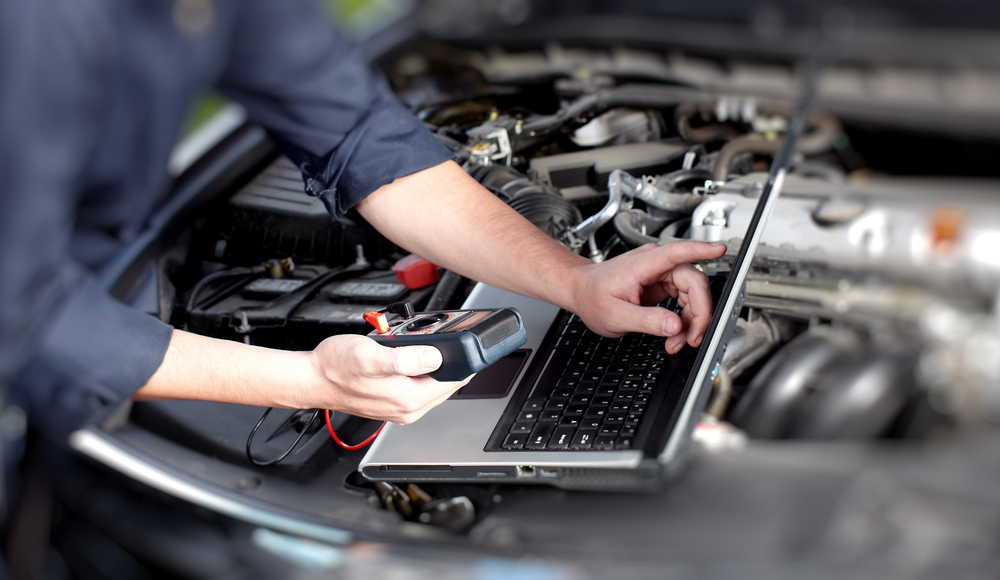 Autodiagnostika vozidla doma či v servise