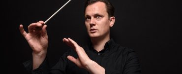 dirigent Sander_Teepen_Foto:_Jostijn Ligtvoet