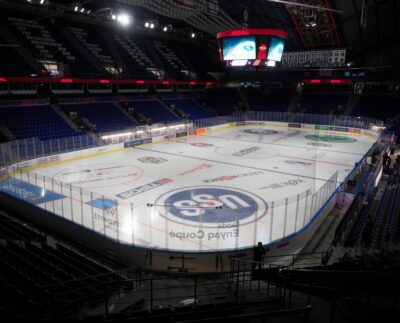 Steel Aréna