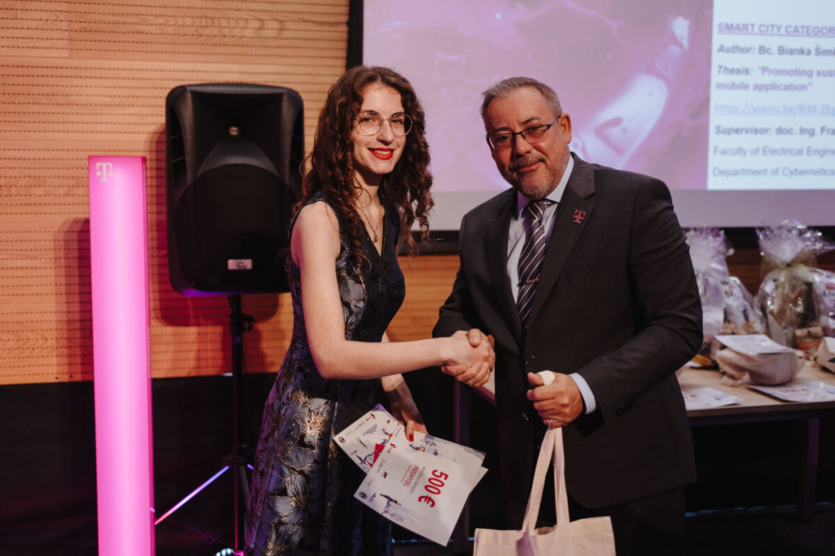 Nápad, kreativita a talent. V súťaži TOP študentská práca zaujali projekty, ktoré pomáhajú a majú aj biznis potenciál