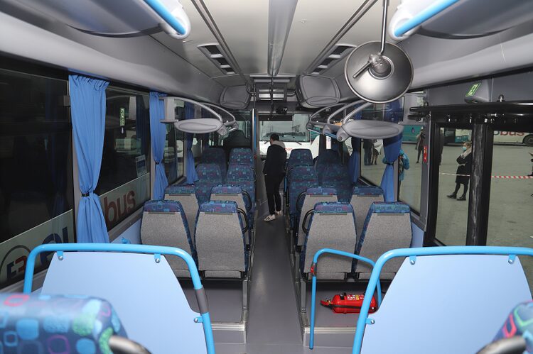Zľavy v regionálnej autobusovej doprave lákajú čoraz viac cestujúcich