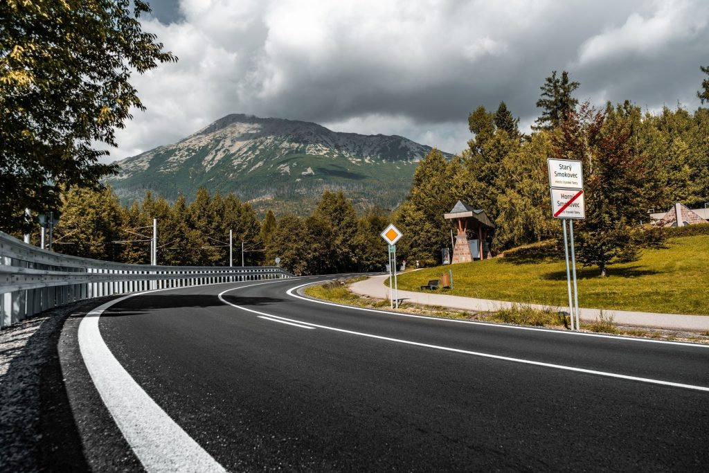 Nový cezhraničný projekt má zlepšiť služby cestovného ruchu v Tatrách