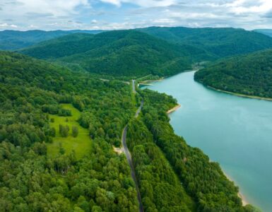 Cyklotrasa Poloniny Trail vedie aj okolím nádrže Starina_foto PSK