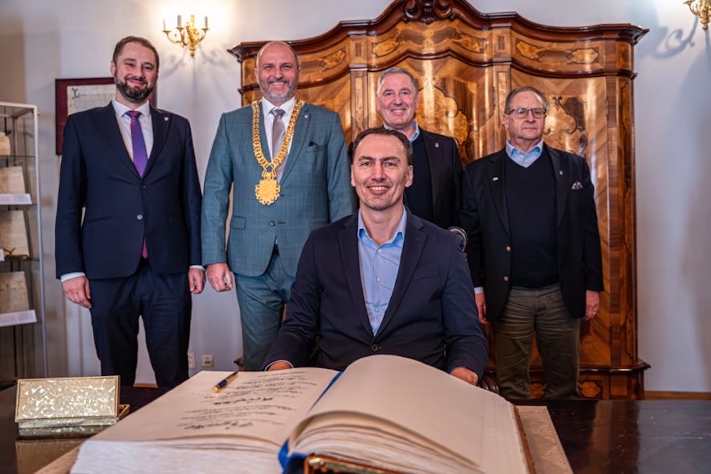 Steel Arénu kontrolovala v súvislosti s možnými Majstrovstvami sveta v hokeji delegácia IIHF