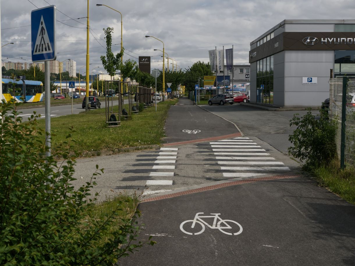 Košice chcú vybudovať spoločný chodník pre cyklistov a chodcov na Gemerskej ulici