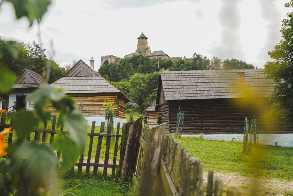 Ľubovniansky skanzen sprístupnil expozície kováčskej vyhne a modtrotlače