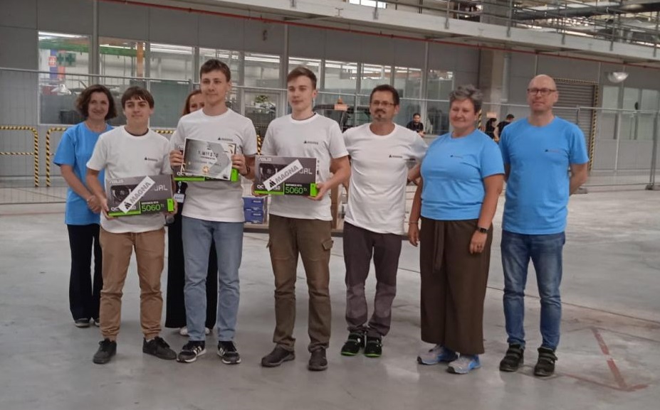V súťaži Magna Bot 2025 hviezdili žiaci zo SPŠ elektrotechnická Prešov