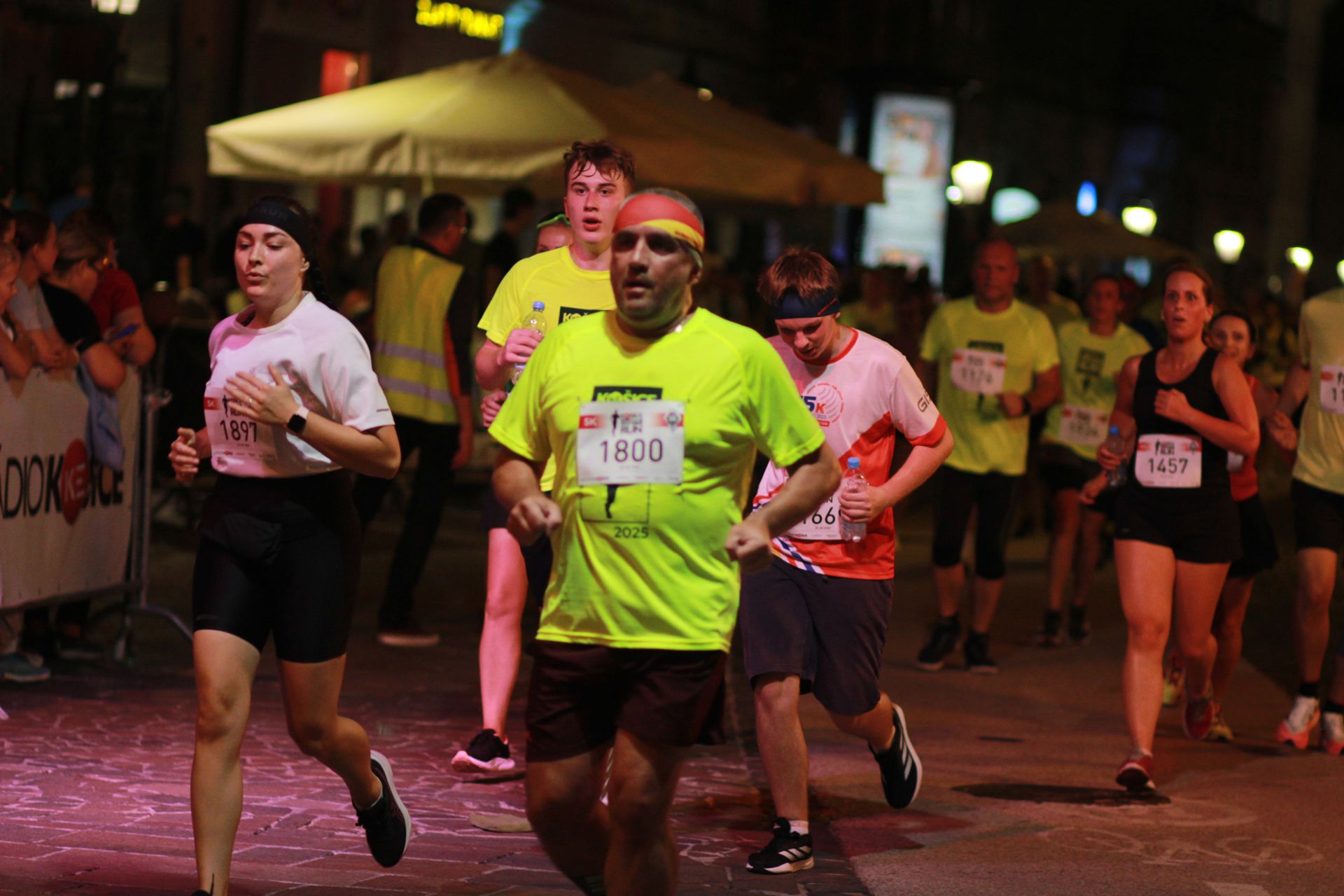 Košice Night Run v piatok potvrdil, že je nevyčerpateľným zdrojom endorfínov  