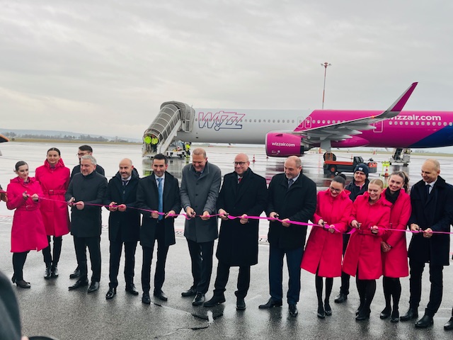 let Košice - Bratislava