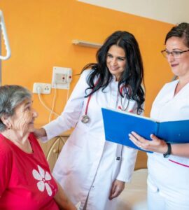 daniela-papsova-vpravo-s-primarkou-mudr.bobockou