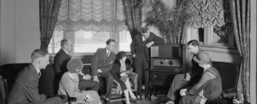 ilustračná foto staré rádio