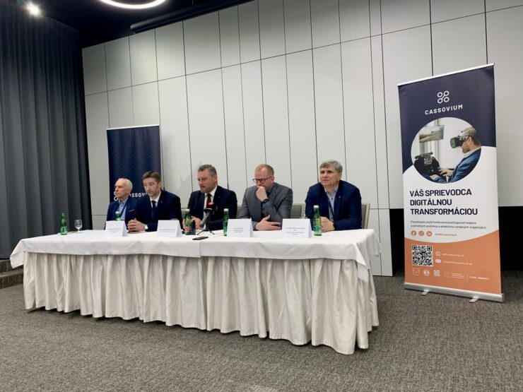 Tlačová beseda k ukončeniu projektu EDIH Cassovium. Foto: L. Radzová