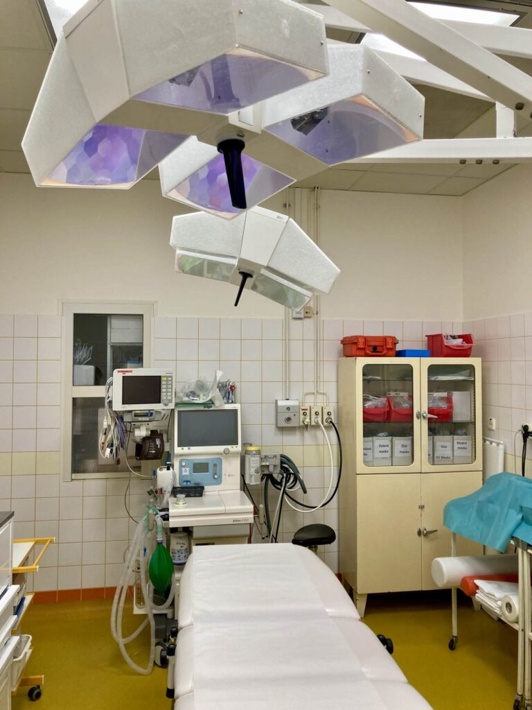 Klinika pediatrickej anestéziológie a intenzívnej medicíny Detskej fakultnej nemocnice v Košiciach. Foto: L. R.