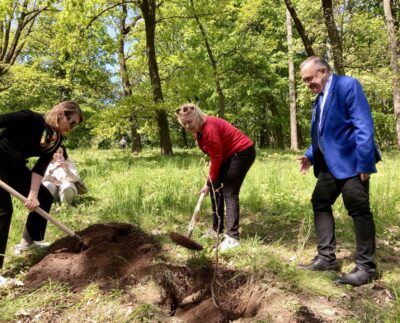 Živena sadila v Košiciach lipu. Foto: L. R.