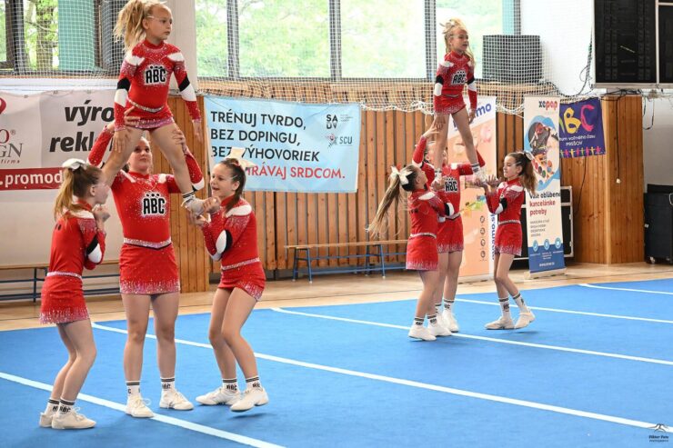 ABC Cheerleaders