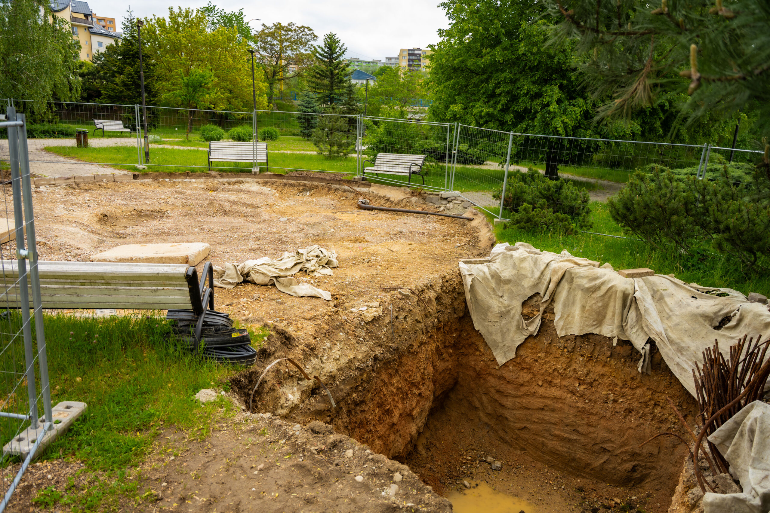 Výstavby fontány a revitalizácia parku na Bašťovanského ulici v Košiciach pokračuje podľa plánu