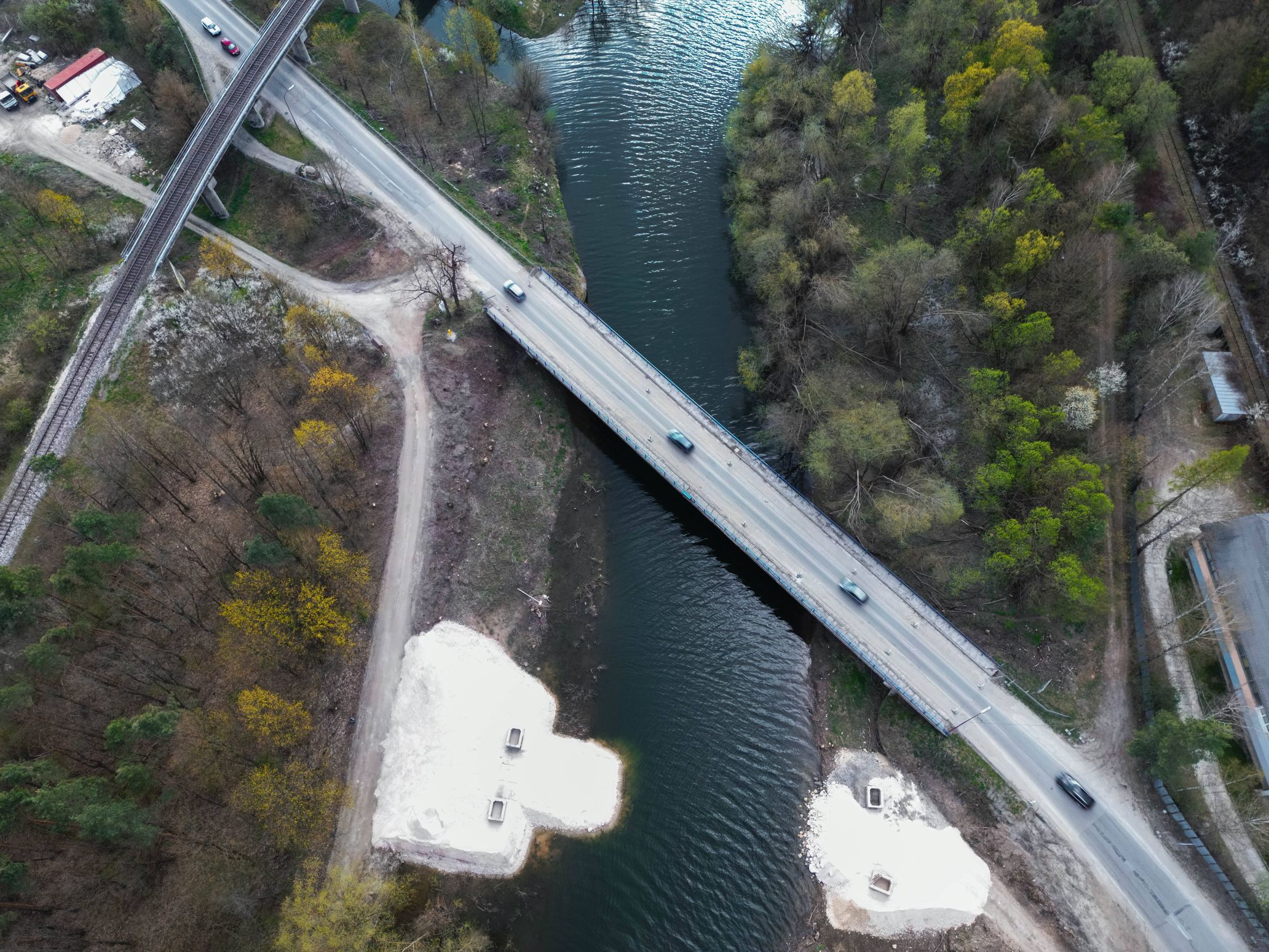 Dočasne sprejazdnia premostenie na moste pri Jaklovciach
