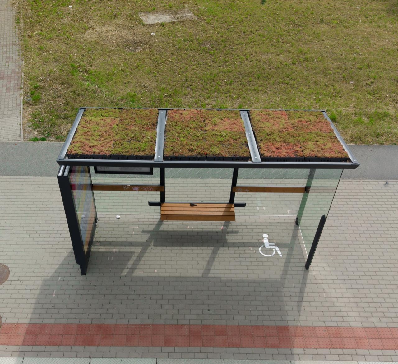 zelené strechy na zastávkach Prešov