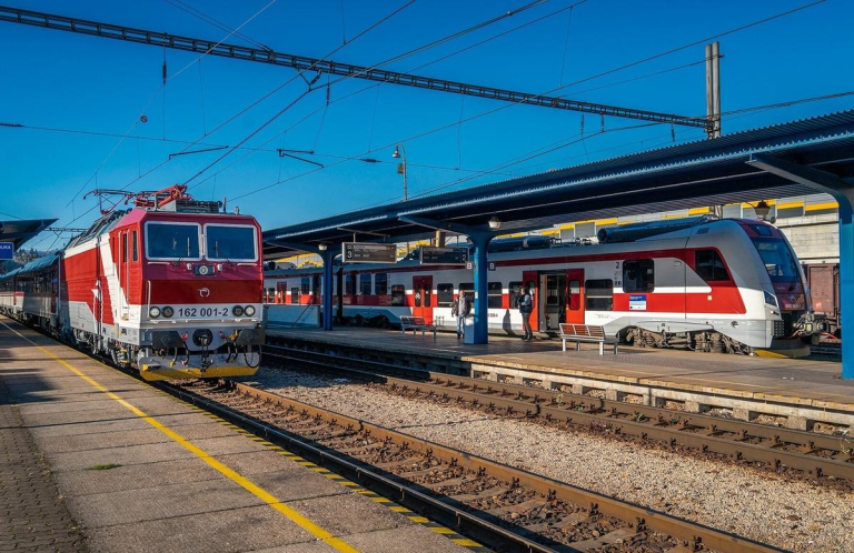 Integrácia vlakov ŽSSK do dopravného systému IDS Východ je realitou