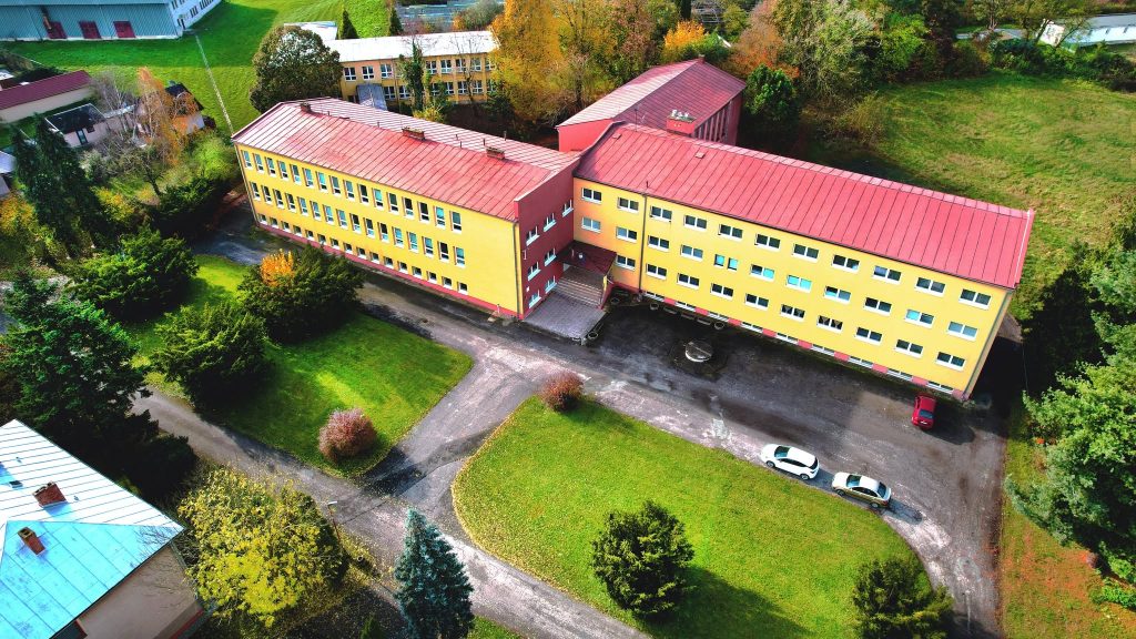 V škole v Čaklove pripravujú sociálne inovácie, majú motivovať znevýhodnených žiakov dokončiť školu