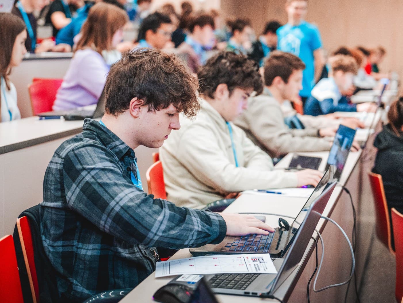 Deväť z desiatich žiakov má problém overiť informácie na internete. Ukázal to test digitálnych zručností 5 391 detí