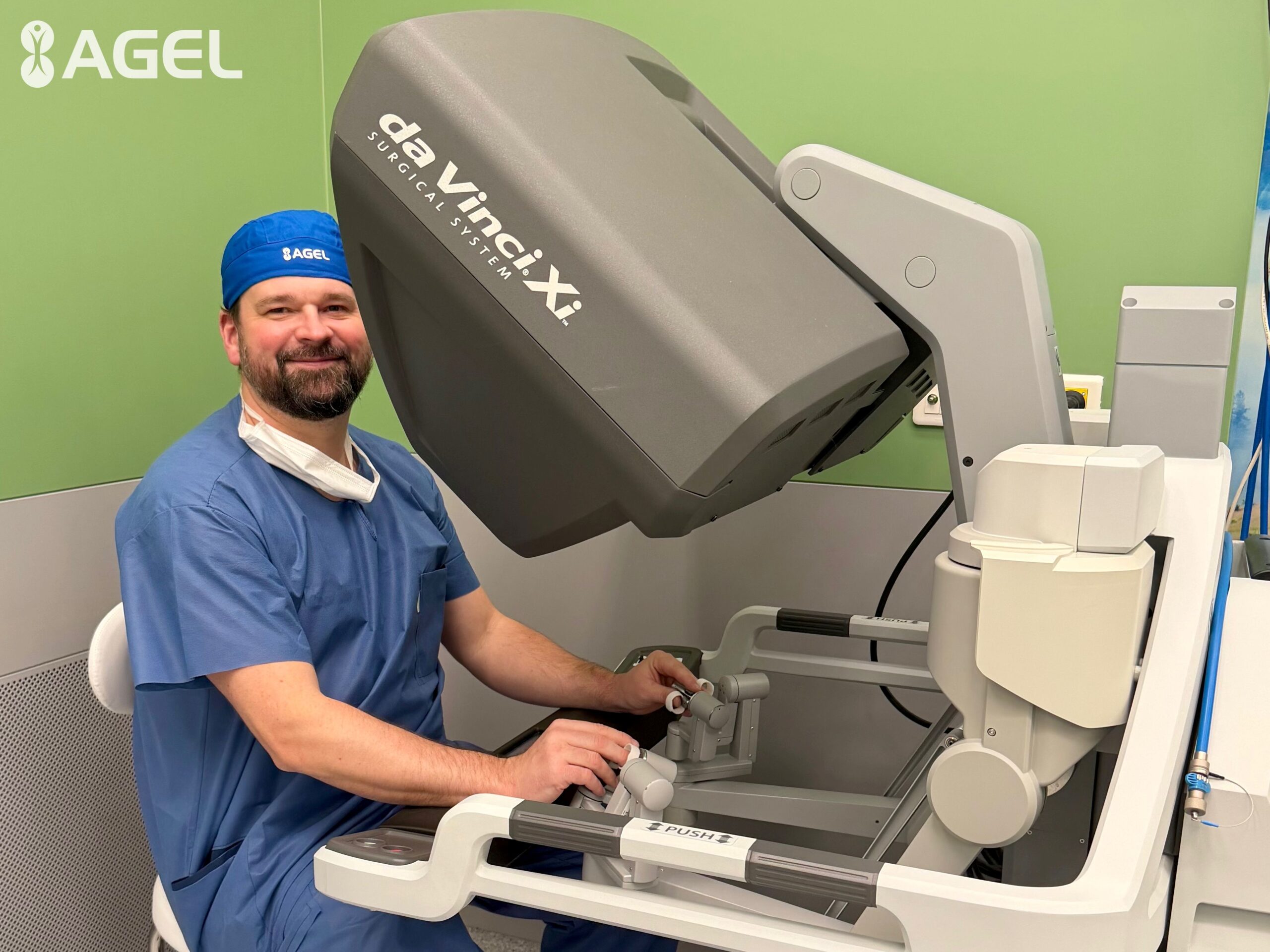 Robotické operácie hernií a resekcií hrubého čreva: Ako vyzerá príprava, priebeh a rekonvalescencia po zákroku?